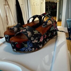 Floral Black Platform Sandals